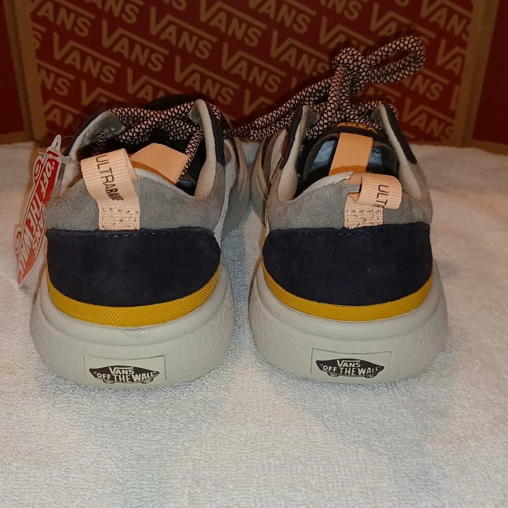 Vans Men's 3.5/Women's 5 Ultrarange Brown/Multi VN0A4UWMBF0